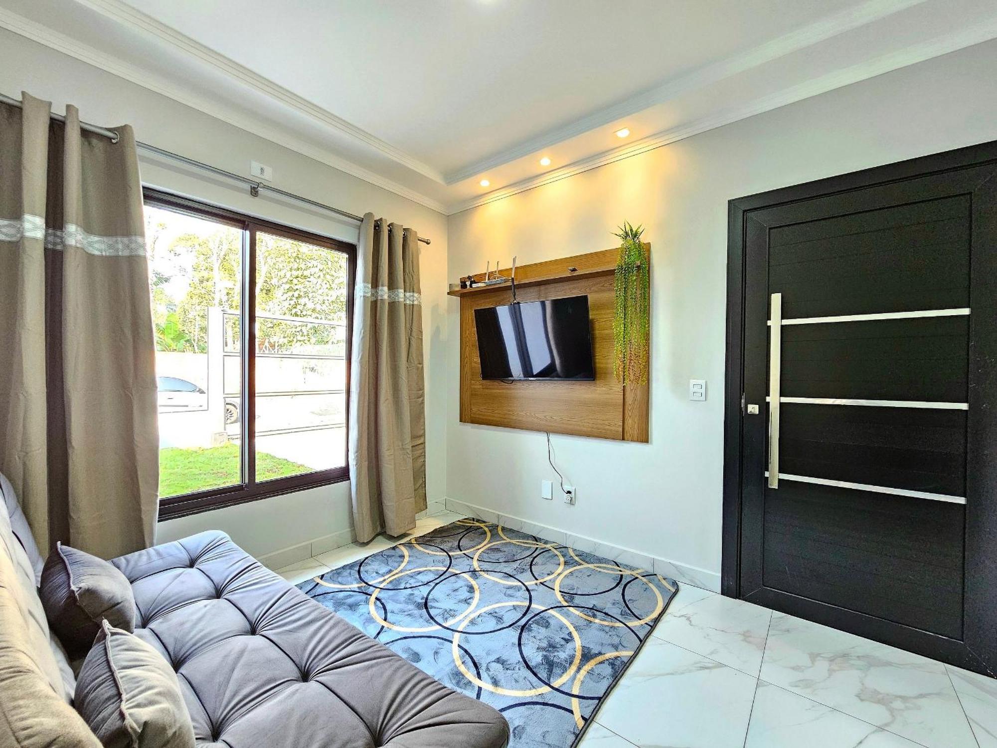 Casa Ate 8 Pessoas Nova Prox Cataratas E Aeroport. Holiday home *